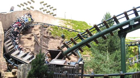 T Dlicher Unfall Im Phantasialand In Br Hl Mitarbeiter In Freizeitpark