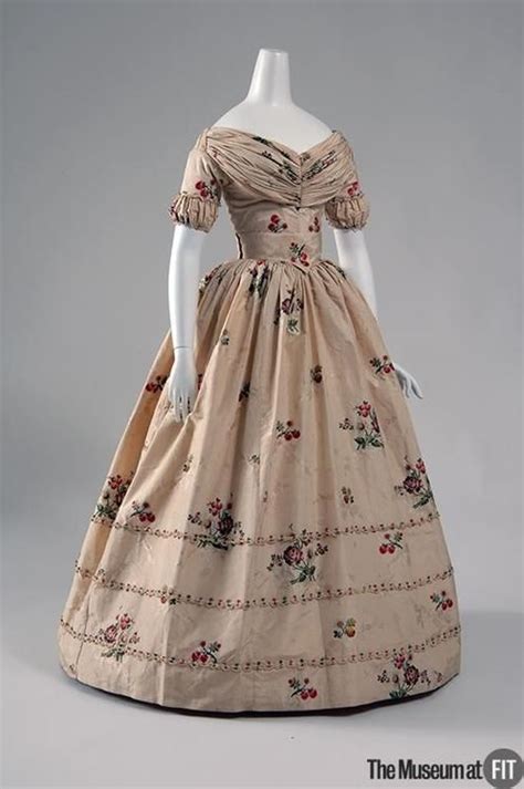 Evening Dress 1840 The Museum At Fit Omg That Dress Vintage