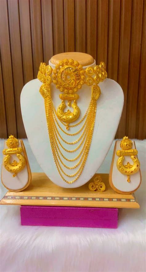 New Gold Jewellery Designs Dubai Gold Jewelry Jewelry Design Gold