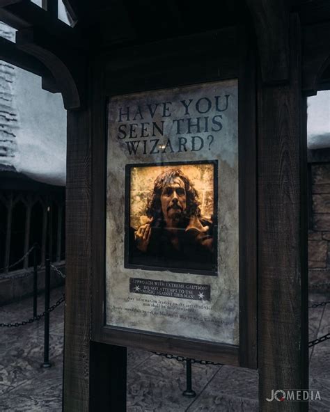 Sirius Black Wanted Poster in Hogsmeade - Universal Studios | Wizarding ...