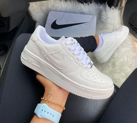 TÊNIS NIKE AIR FORCE COURO SINTÉTICO PREMIUM