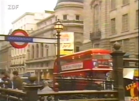 IMCDb org AEC Routemaster in Tagebuch für einen Mörder 1988