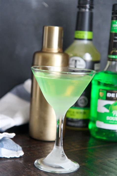 Green Apple Martini (Video) - Cooked by Julie