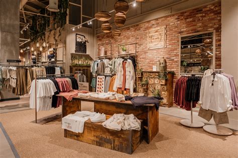 In Pictures Inside River Island S New Concept Store At Trafford Centre