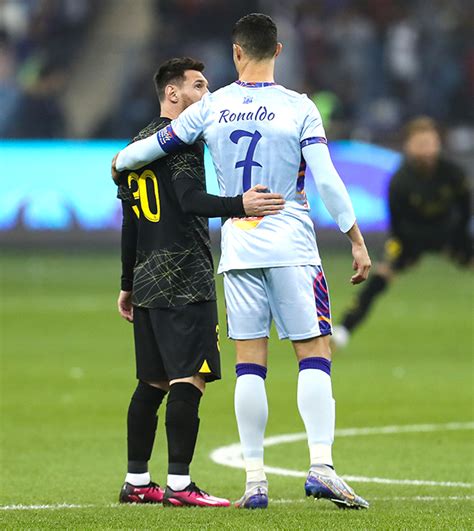 Cristiano Ronaldo & Lionel Messi Shake Hands At Soccer Match: Video ...