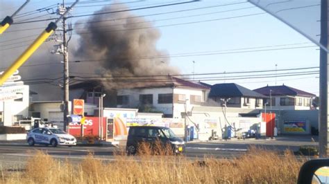 【火事】第二京阪道路 交野南ic付近で車両火災「タンクローリーから火出て黒煙上がってる」車線規制で渋滞 第二京阪 11月5日 まとめ部