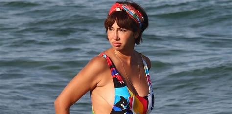 Jackie Cruz Shows Lots Of Side Boob With Her Boyfriend In A Sexy Swimsuit