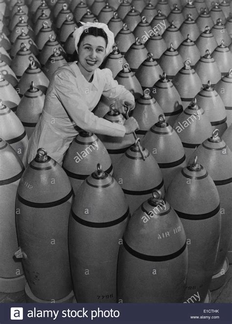 Female Munitions Worker Hi Res Stock Photography And Images Alamy