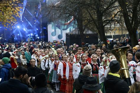 Wi To Niepodleg O Ci W Warszawie Festiwal Niepodleg A Na Krakowskim