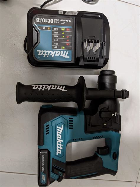 Makita Cordless hammer drill, Everything Else on Carousell