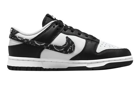 Buy Nike Dunk Low Wmns Black Paisley Kixify Marketplace