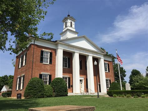 Polk County Courthouse in Columbus, NC