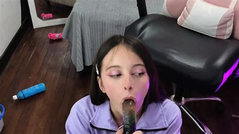 She Likes Suck Dildo And Show Tits