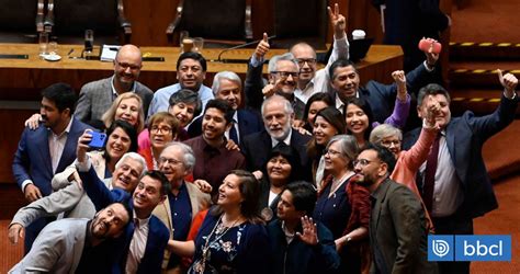 Fracasa acusación constitucional contra ministro Carlos Montes