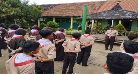 Kegiatan Ekstrakurikuler Pramuka Smp Negeri 2 Jaten