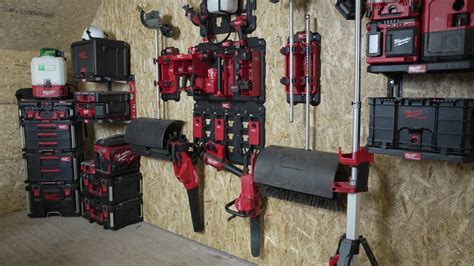 Transform Your MESSY Garage Or Workshop Into The Ultimate Setup With