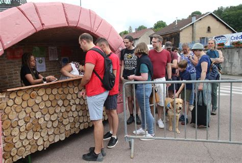 Photos La fête du pain et son charme dantan attirent des centaines de