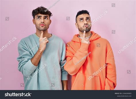 imágenes de Chin gay Imágenes fotos y vectores de stock Shutterstock