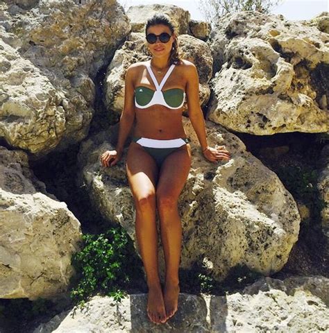 Chloe Lewis Shows Off Bikini Body In Her Brand New Swimwear And Looks Fab Irish Mirror Online