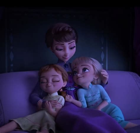 Маленькие Эльза, Анна и их мама. | Холодное сердце, Сердце, Мама