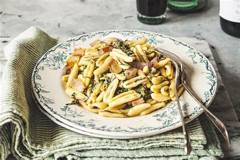 Raschiatelli Alla Carbonara Con Agretti Pastaio Maffei La Pasta