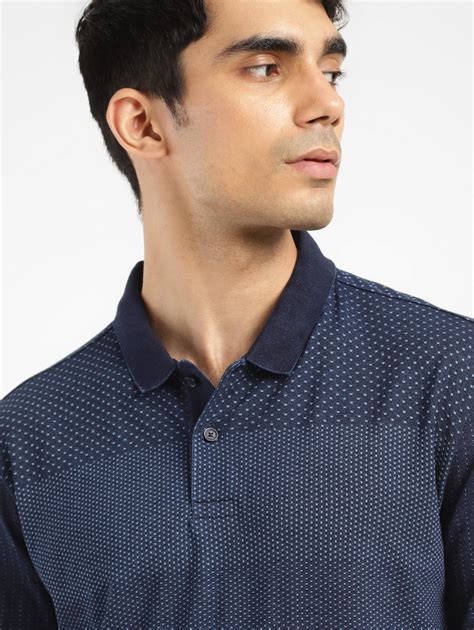 Men's Self Design Polo Collar T-shirt – Levis India Store