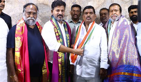 Congress Leaders In Patancheru Feel Cheated After Party Inducts Brs Mla