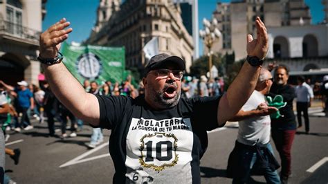 Protestas De Trabajadores Por Los Despidos Masivos En El Estado Mdz