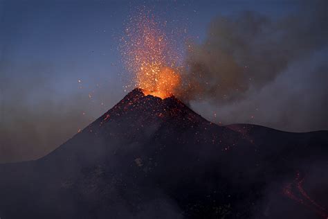 Lava and ash spew from Italy's Mount Etna volcano - July 18, 2024 | Reuters