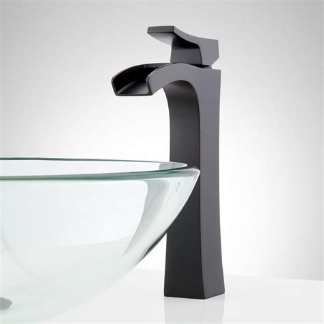 Single-Hole Bathroom Faucets | Signature Hardware