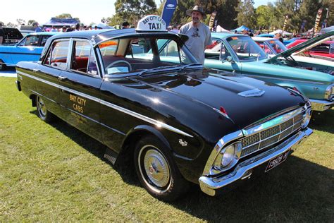 Ford Xm Falcon Deluxe Taxi The Australian Xm Falcon W Flickr