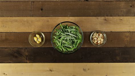 Eating You Alive™ — Garlic Green Beans With Almonds