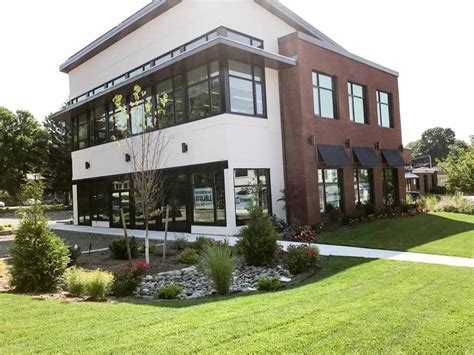 Commercial Landscaping Ideas | Pleasantville Office Building | MG's ...