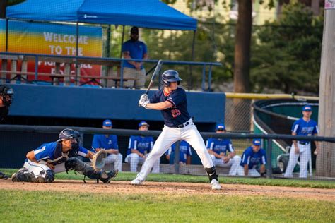 Muskegon Clippers Make It Two Straight With 9 2 Victory Over Jet Box