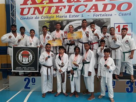 Seleção Oeirense De Karatê Conquista 20 Medalhas Em Campeonato De