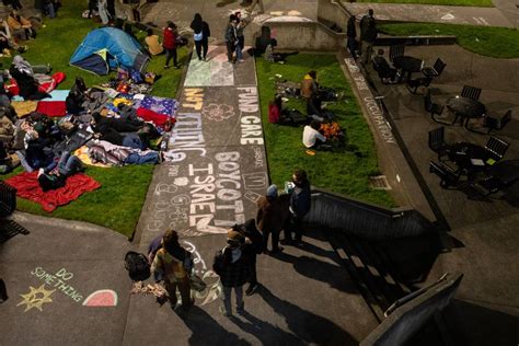 Photos Cal Poly Humboldt Shutdown By Pro Palestinian Protest