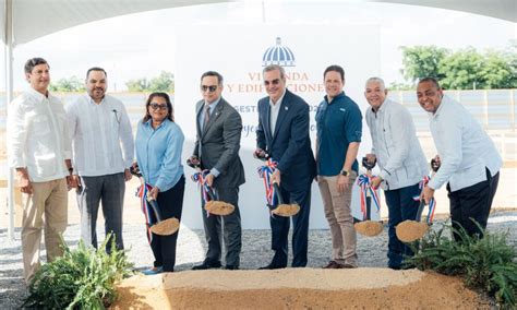 Presidente Abinader da primer palazo para construcción de la Ciudad