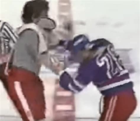 All 9 head-to-head fights between Bob Probert and Tie Domi [Video ...