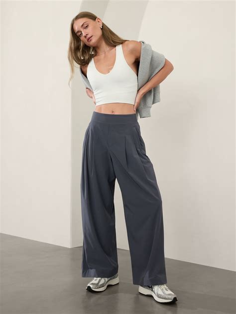 Brooklyn Heights High Rise Pleated Wide Leg Pant Athleta