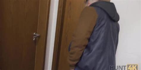 HUNT4K Cuck Stays In Public Toilet And Watches GFs Sex With Hunter Tnaflix