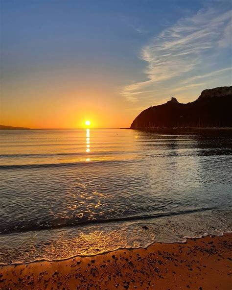 Tramonto Bellissimo Sulla Spiaggia