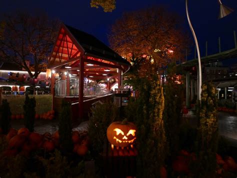 Liseberg Halloween | Toddling through Europe