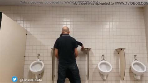 Quick Fuck Bareback In Restroom ThisVid