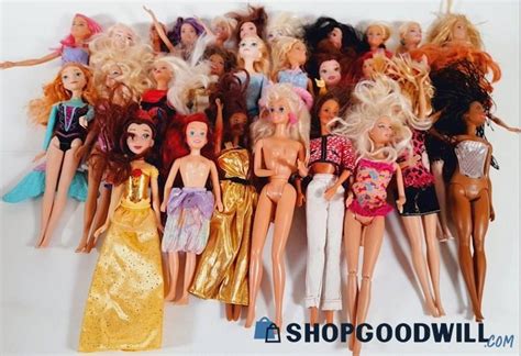 7 Lbs Of Assorted Mattel Fashion Barbie Dolls ShopGoodwill