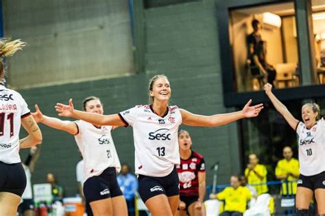 The Women S Volleyball Team Is Celebrating Their Victory