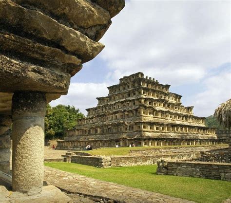 arkeolog temukan piring bangsa maya  periode