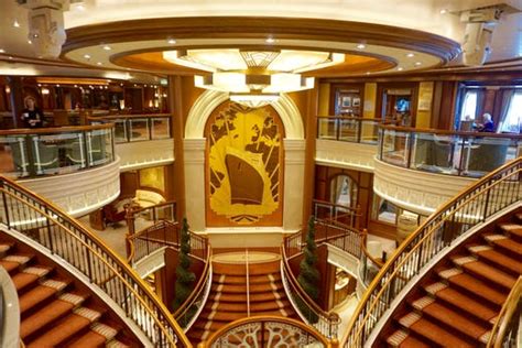 Cruise Ship Tour See Inside Cunard Lines Queen Elizabeth