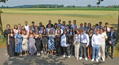 Neukirchen Vluyn Erster Abi Jahrgang An Gesamtschule Niederberg