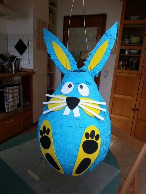 Osterhase Conejo de pascua Piñata casera Manualidades Piñatas