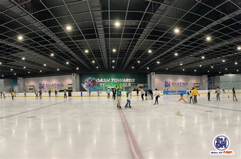 Ice Skating Moa - 2 hour pass, Tickets & Vouchers, Local Attractions & Transport on Carousell